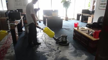 劲松清清洗地毯公司哪家好?_周边服务栏目_