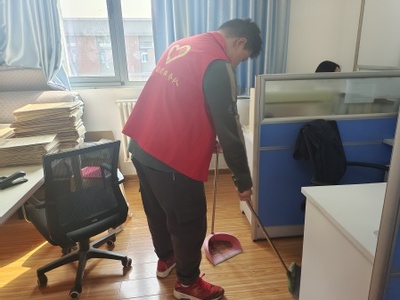 建筑环境工程学院开展楼宇清洁志愿服务活动