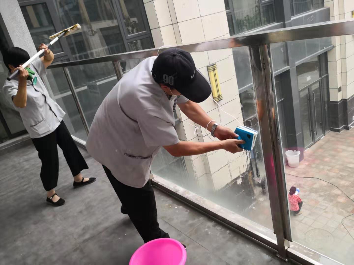 徐州市楼宇开荒保洁电话 -商丘市沙发窗帘清洗价格-邳州家政服务